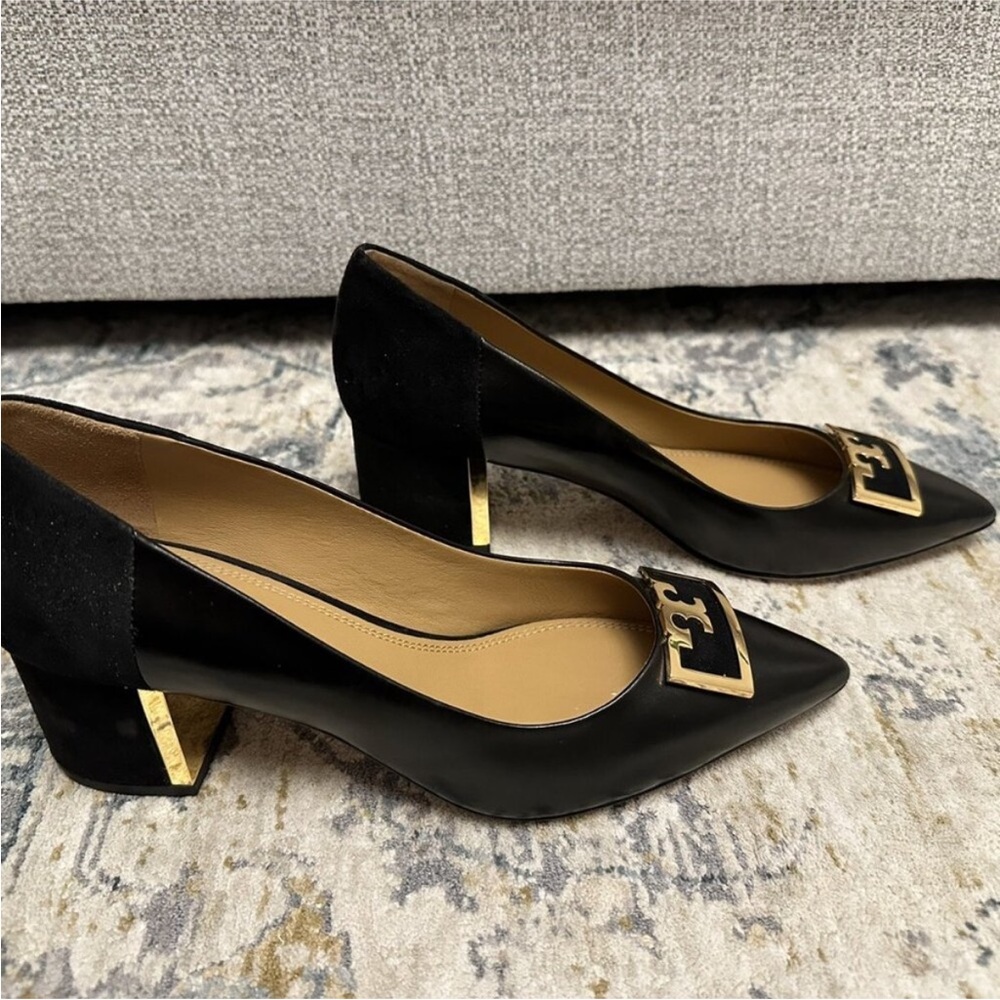 Tory Burch GiGi Black Leather Pointed Toe Block Heel Pumps, size 8.5, EUC - Picture 3 of 5